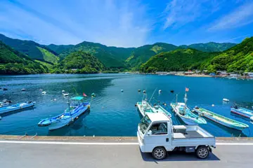 きれいな海の漁港