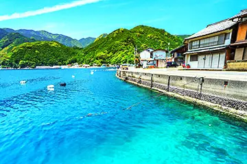 きれいな海の漁村