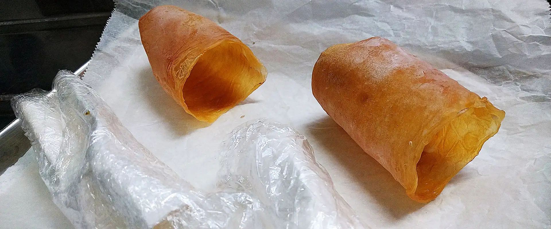 芯を潰しなから引き抜く