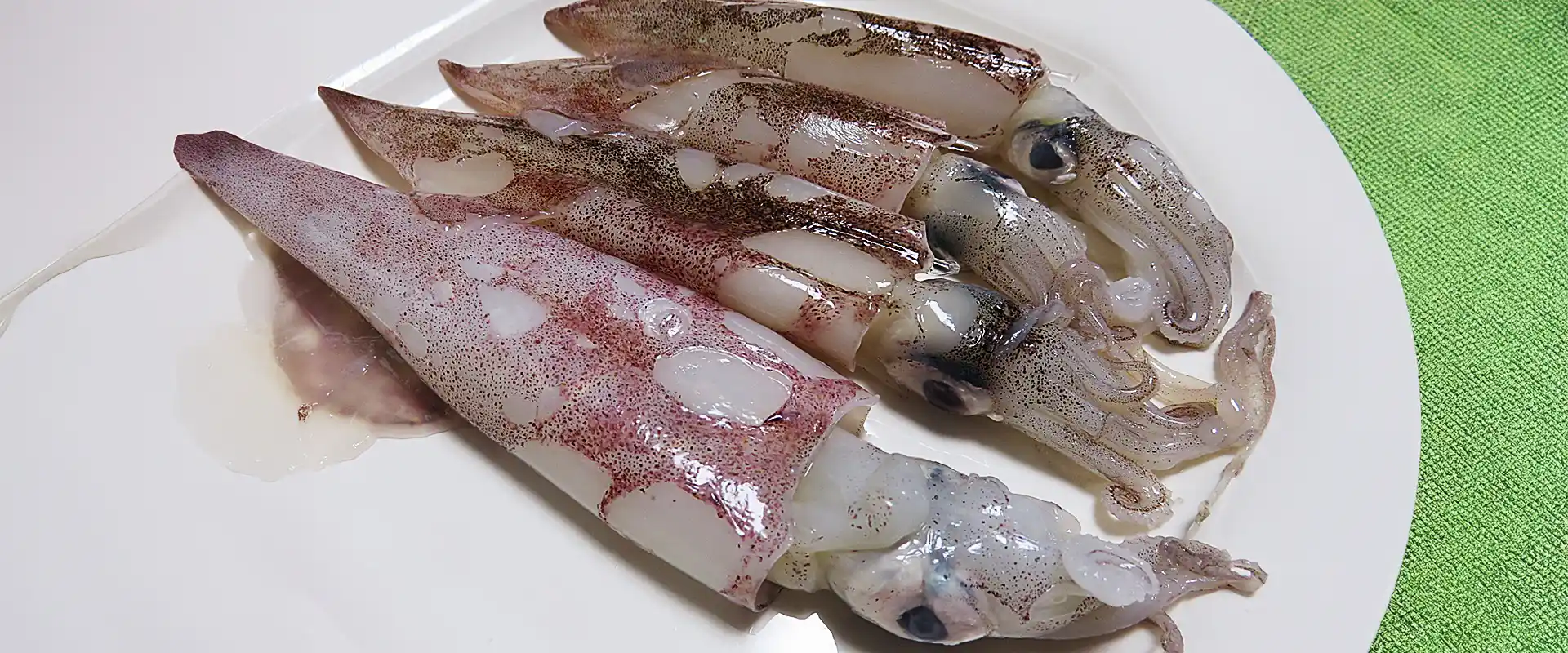 小さいヤリイカはそのまま下処理なしでOK？小イカの煮付けは丸ごとできる？